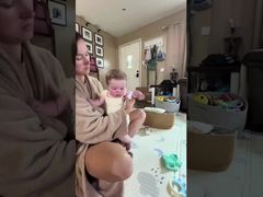 【A】Cleanote sól morska do nosa w sprayu jest łatwa w użyciu, z dyszą regulowaną w zakresie 360° dla dziecka